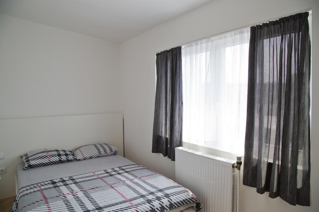 Mansarda Apartment Belgrado Buitenkant foto